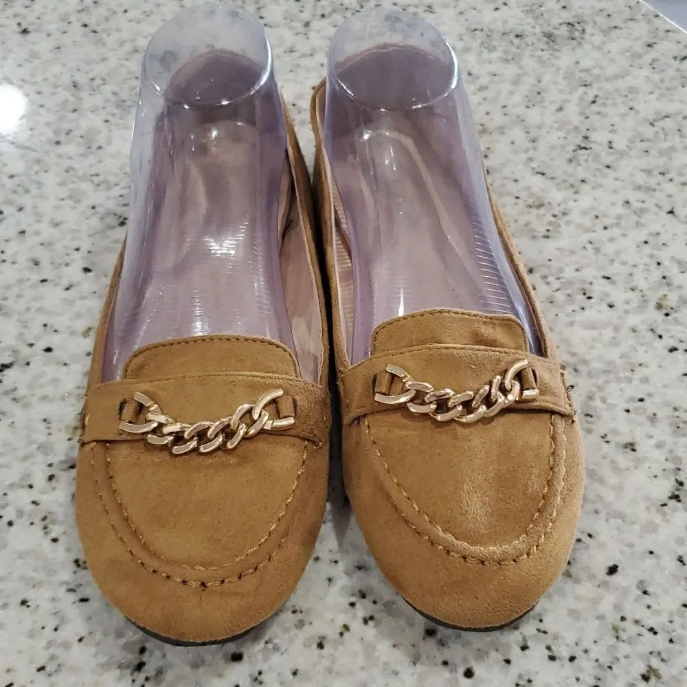 Atalina womans suede flats, with rose gold detail, size 40